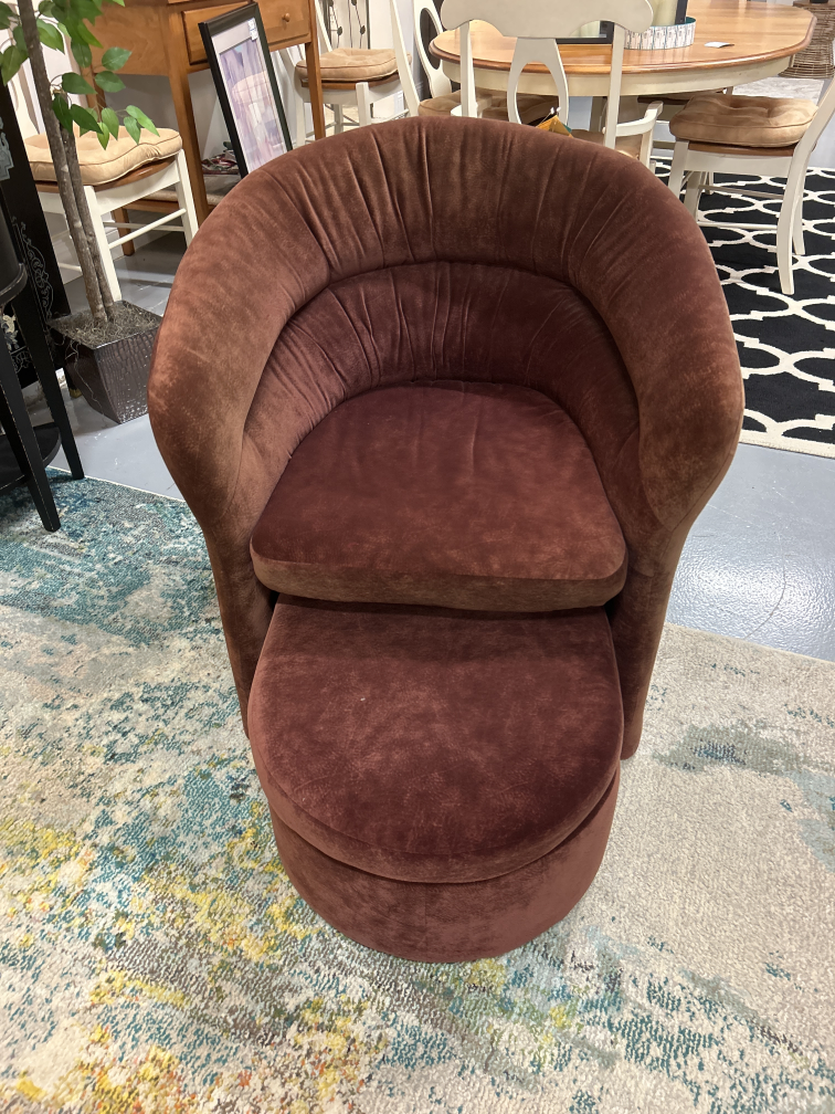 CHAIR UPHOLSTERED