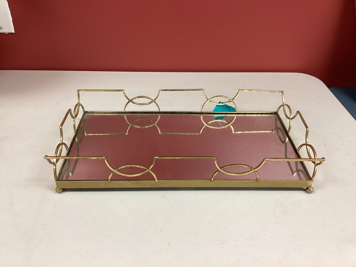 TRAY