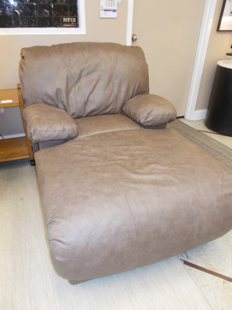 ASHLEY Leather Reclining Chaise Lounge; 43