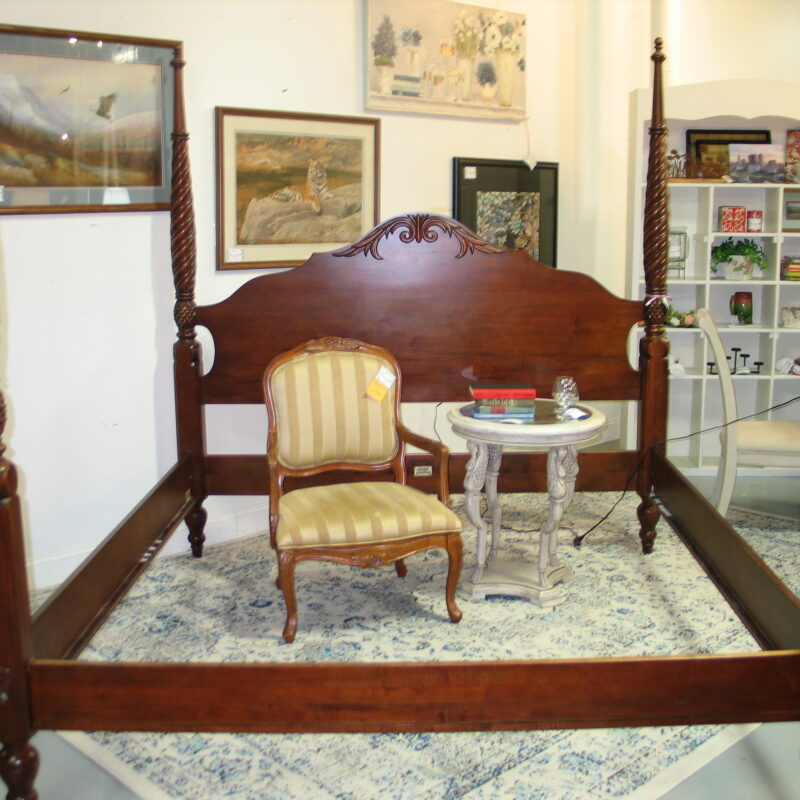 ETHAN ALLEN California King Poster Bed (posts are removable); 80" x 90"