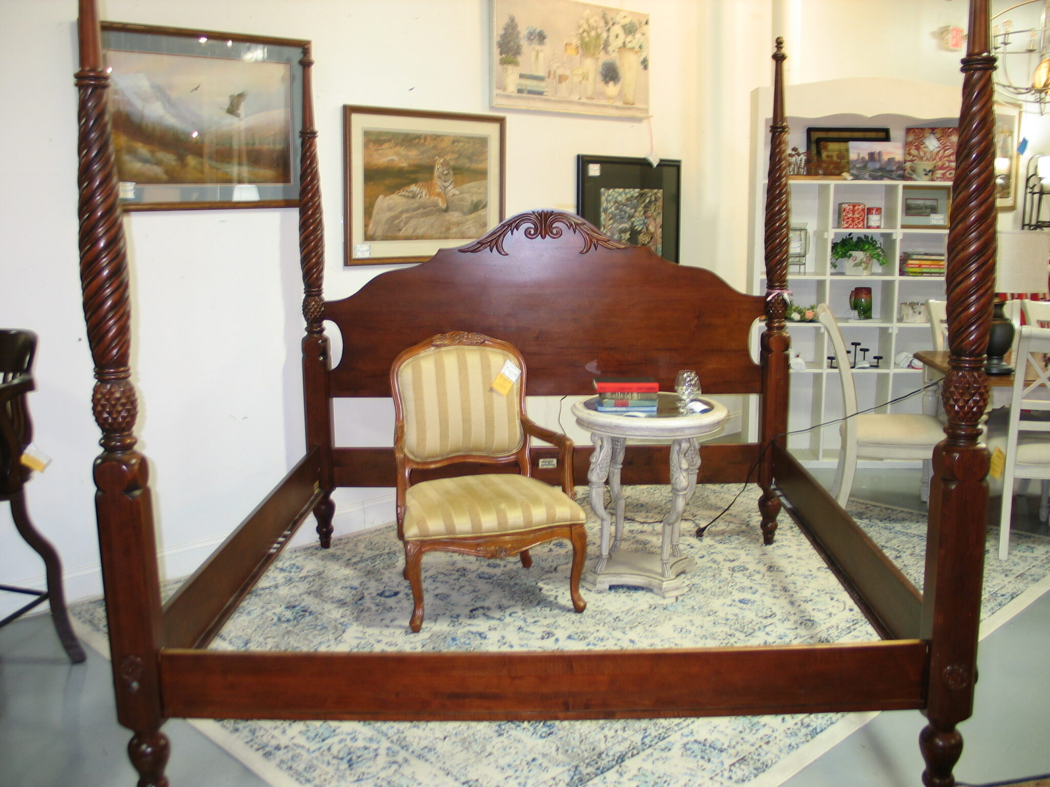 ETHAN ALLEN California King Poster Bed (posts are removable); 80" x 90"