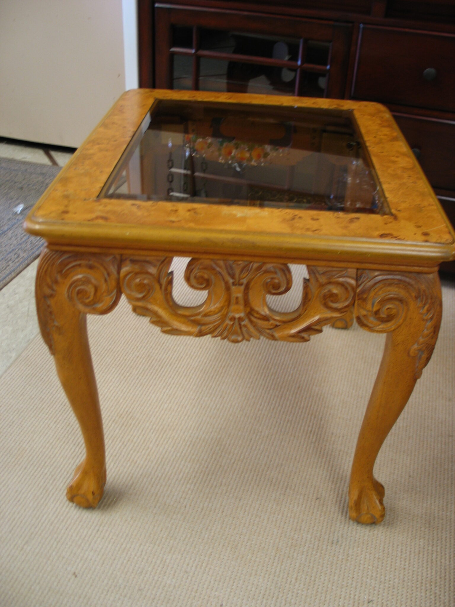 Carved Claw Foot End Table with Glass Insert; 24" x 28" x 24"