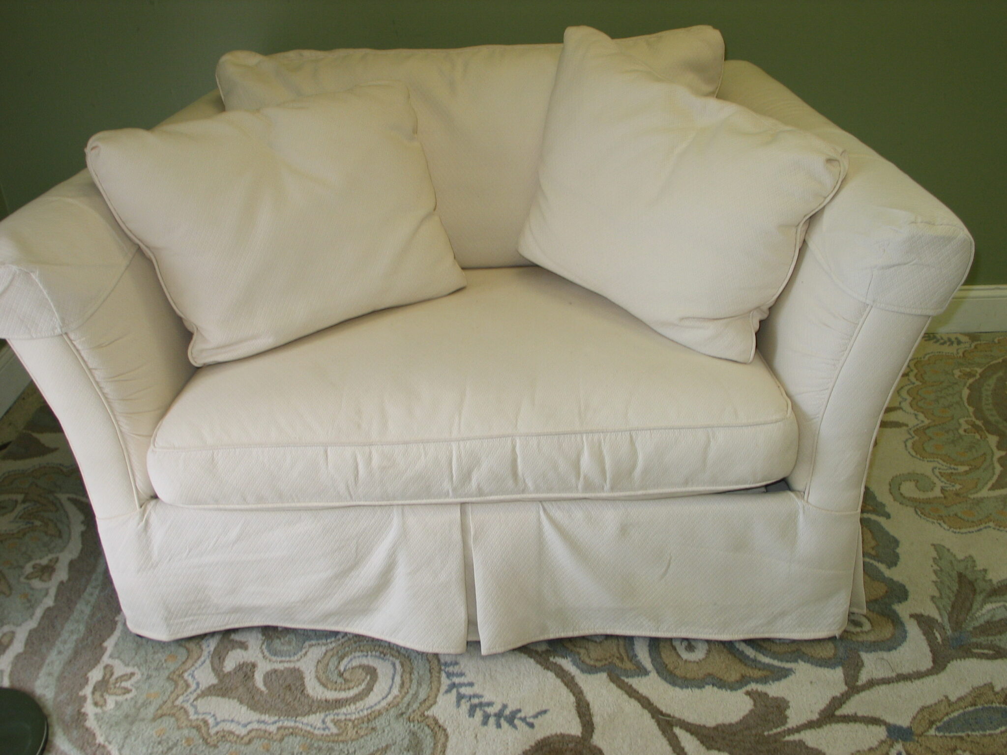 MILES TALBOT Slip Cover Loveseat with Pull-Out Bed; 58" x 38" x 34"